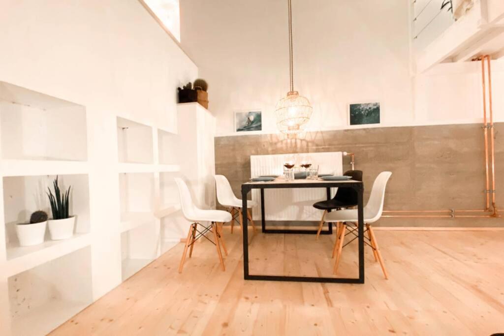 Pool-Loft: Wandern, Erholen & Sauna Siebengebirge Erpel 외부 사진